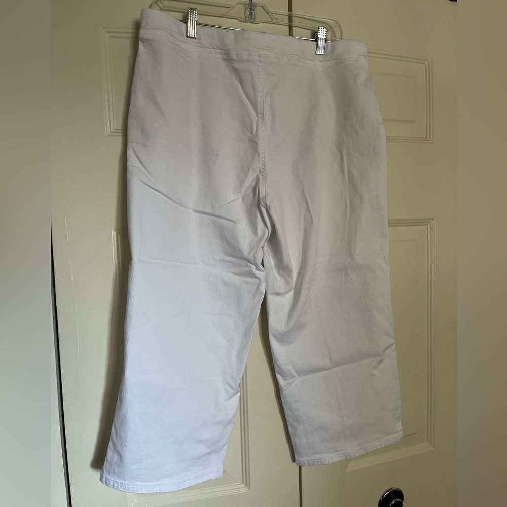 Belle by Kim Gravel “Sailor” Capri - Picture 7 of 8